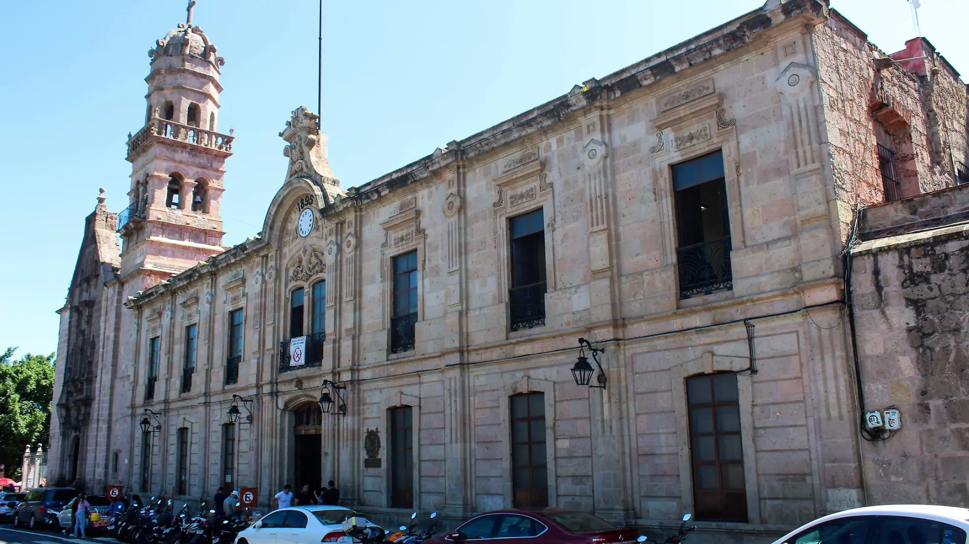 Facultad de derecho y Ciencias Sociales 1